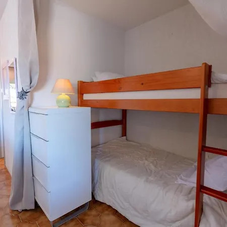 Daire Bright 60 M With Balcony At 350 M From The Beach